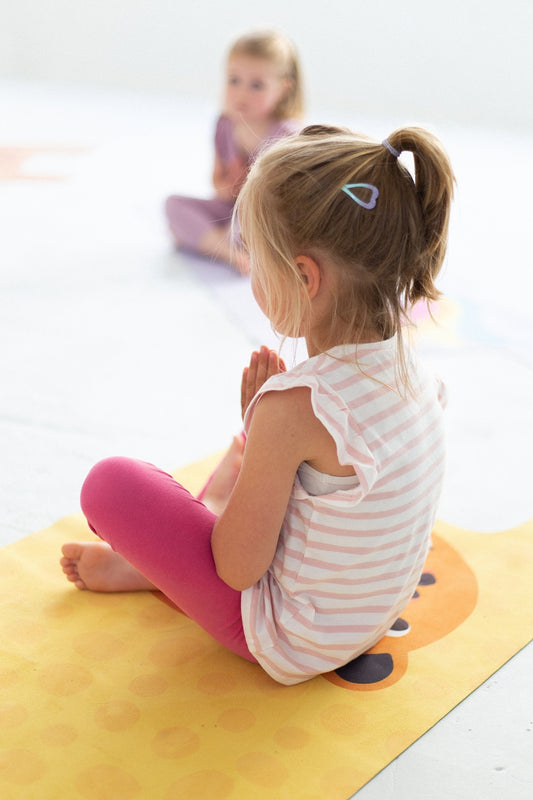 Warum Kinder-Yoga ein Geschenk für unsere Kleinen ist?