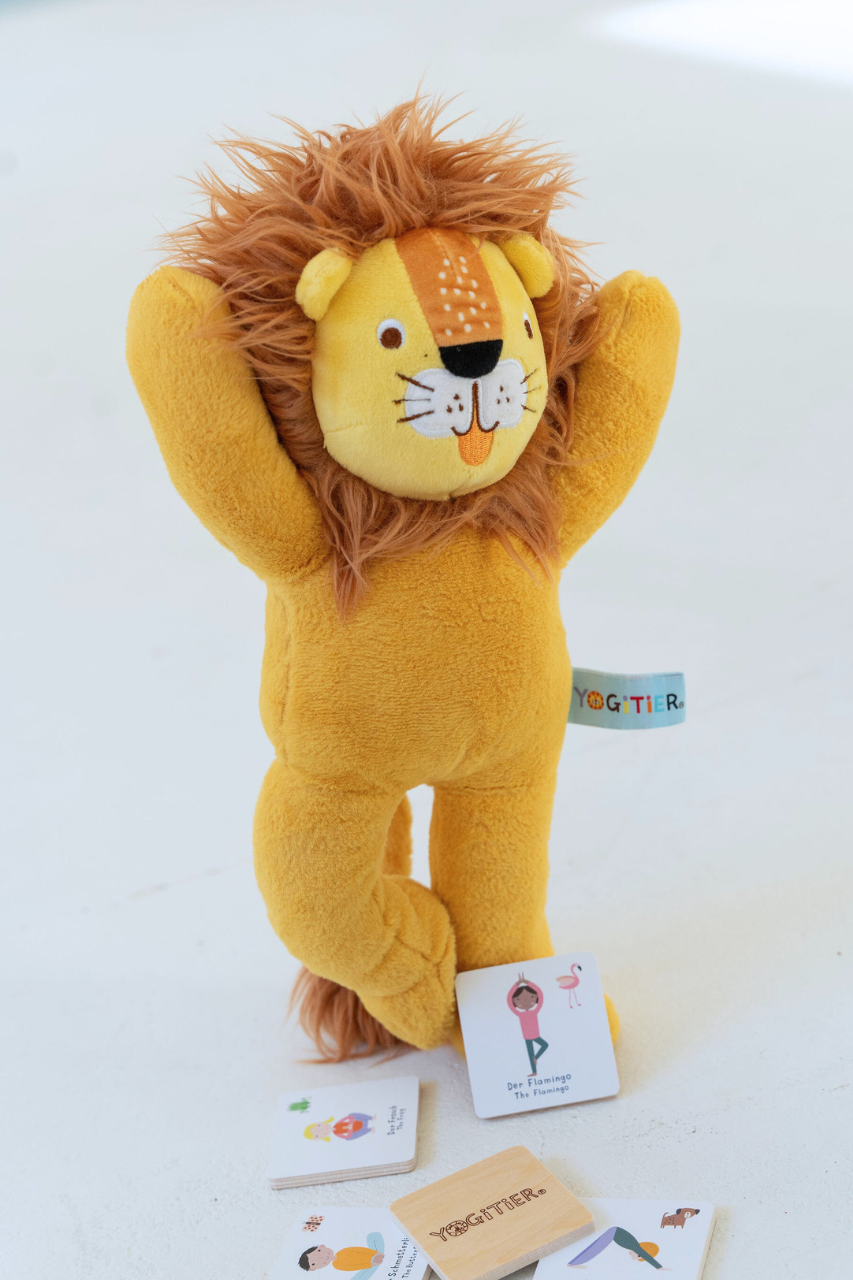 Yoga Lion