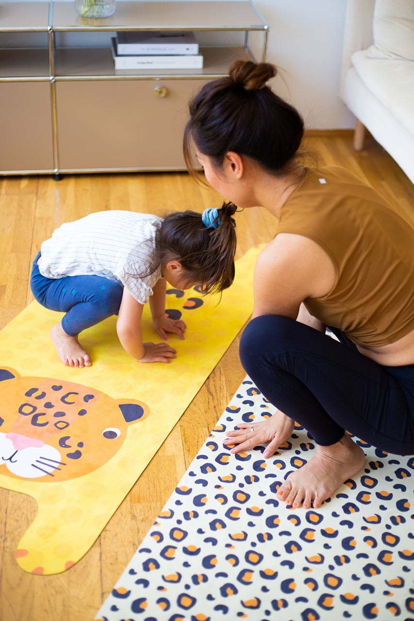 Yoga mat for kids - Luka the leopard